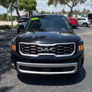 صورة 14 لـ 2024 KIA TELLURIDE S