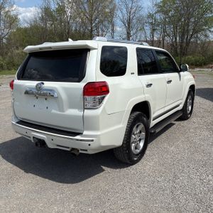TOYOTA 4RUNNER - 8