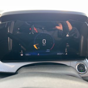 2025 Chevrolet TRAX LT thumbnail 39