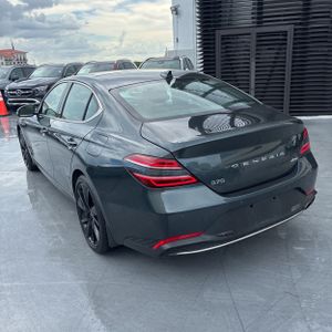 2023 Genesis G70 2.0T — фото 5