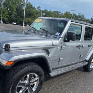 2020 JEEP WRANGLER UNLIMITED SAHARA 照片 2