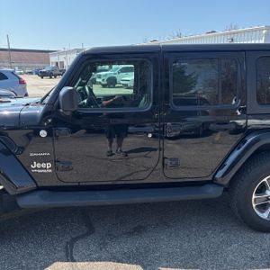 JEEP WRANGLER UNLIMITED SAHARA - 4