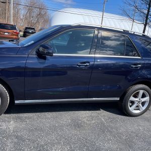 MERCEDES-BENZ GLE - 4