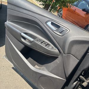 صورة مصغرة 57 لـ 2014 FORD ESCAPE SE