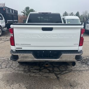 CHEVROLET SILVERADO 3500HD LTZ - 4