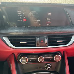 2019 ALFA Romeo STELVIO AWD — миниатюра 38