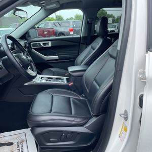 صورة مصغرة 31 لـ 2022 FORD EXPLORER XLT