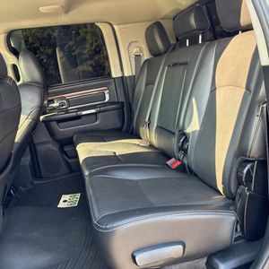 2016 RAM 3500 LARAMIE thumbnail 35