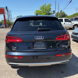 AUDI Q5 2.0T PREMIUM - 7