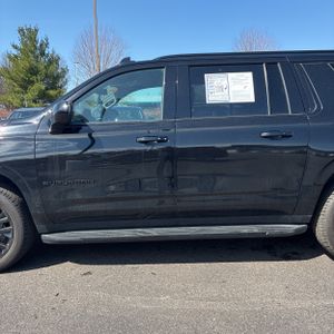 CHEVROLET SUBURBAN RST - 4