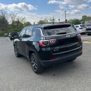 JEEP COMPASS LIMITED 4X4 - 5