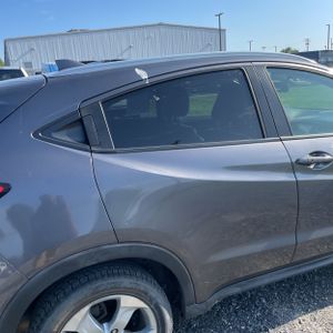 HONDA HR-V EX-L W/NAVI - 9