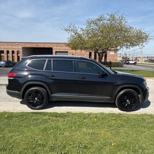 VOLKSWAGEN ATLAS EXECLINE - 10