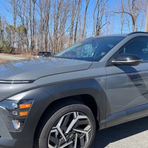 HYUNDAI KONA SEL PREMIUM - 2