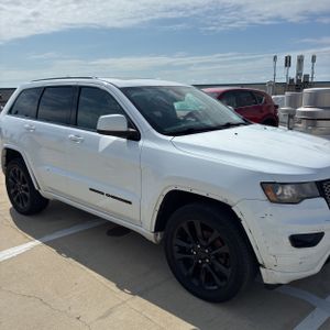 2018 JEEP GRAND CHEROKEE ALTITUDE — фото 13