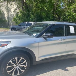 FORD EXPLORER ST-LINE - 2