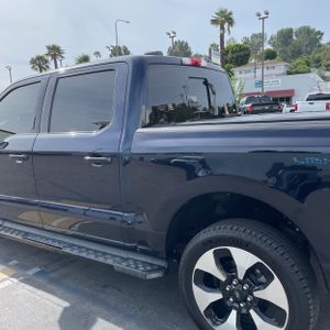 FORD F-150 LIGHTNING PLATINUM - 6