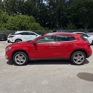 صورة 3 لـ 2019 Mercedes-BENZ GLA