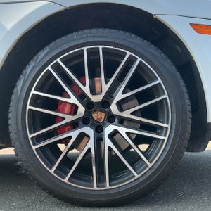 2024 Porsche MACAN S — миниатюра 20