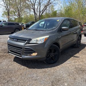 FORD ESCAPE SE - 1