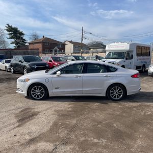 FORD FUSION ENERGI SE LUXURY - 3