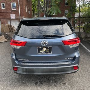 2017 Toyota HIGHLANDER XLE — фото 7