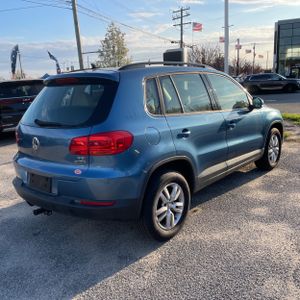 VOLKSWAGEN TIGUAN 2.0T S 4MOTION - 8