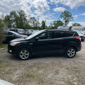 FORD ESCAPE SE - 3