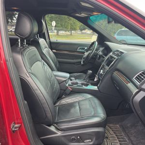 صورة مصغرة 33 لـ 2017 FORD EXPLORER PLATINUM