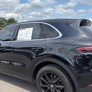 2019 Porsche CAYENNE BASE 照片 6