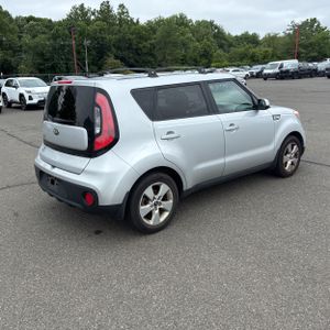 صورة 8 لـ 2017 KIA SOUL BASE