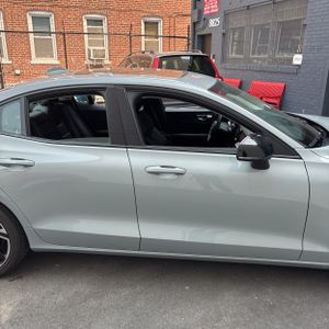 صورة مصغرة 11 لـ 2024 Volvo S60 B5 CORE DARK THEME
