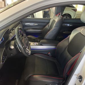 صورة 30 لـ 2023 Genesis GV70 2.5T STANDARD
