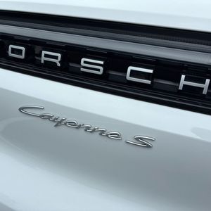 2024 Porsche CAYENNE S 缩略图 23