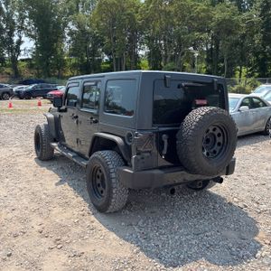 2013 JEEP WRANGLER UNLIMITED SAHARA — фото 5