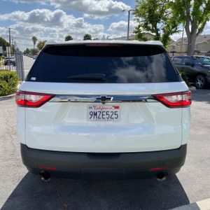 CHEVROLET TRAVERSE LS - 7