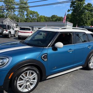صورة 2 لـ 2017 MINI COUNTRYMAN COOPER S ALL4