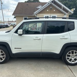 2019 JEEP RENEGADE LATITUDE 照片 4