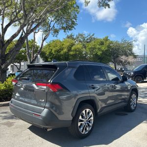 2021 Toyota RAV4 XLE PREMIUM 照片 8