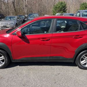 HYUNDAI KONA SE - 4