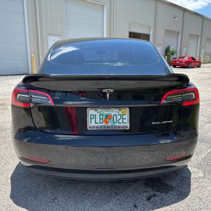 TESLA MODEL 3 LONG RANGE - 7