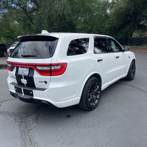 DODGE DURANGO SRT HELLCAT - 8