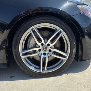 2019 Mercedes-BENZ E-CLASS 缩略图 18