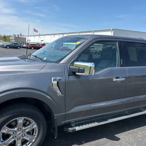 FORD F-150 LARIAT - 2