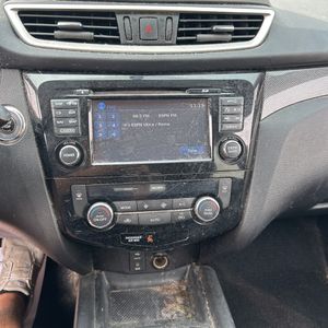 2016 Nissan ROGUE SL — миниатюра 38