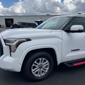 TOYOTA TUNDRA - 2