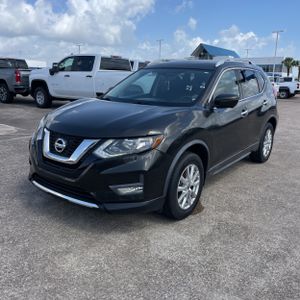 صورة 1 لـ 2017 Nissan ROGUE SV