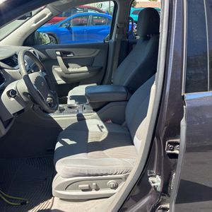 صورة 32 لـ 2014 Chevrolet TRAVERSE LT
