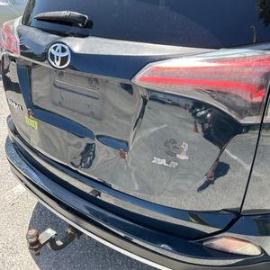 صورة 63 لـ 2018 Toyota RAV4 XLE