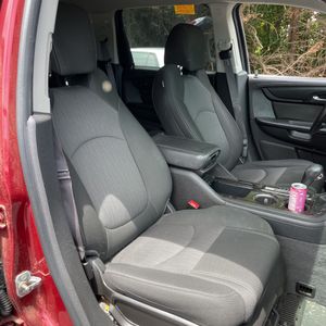 2015 Chevrolet TRAVERSE LT — миниатюра 33